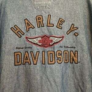 VTG ‘04 Harley Davidson Mens XL Blue Button Up Long Sleeve Denim Embroidered.